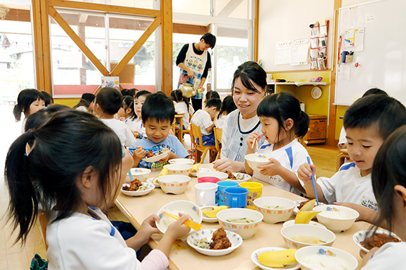 写真：給食