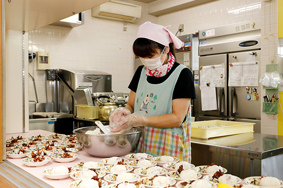 写真：給食